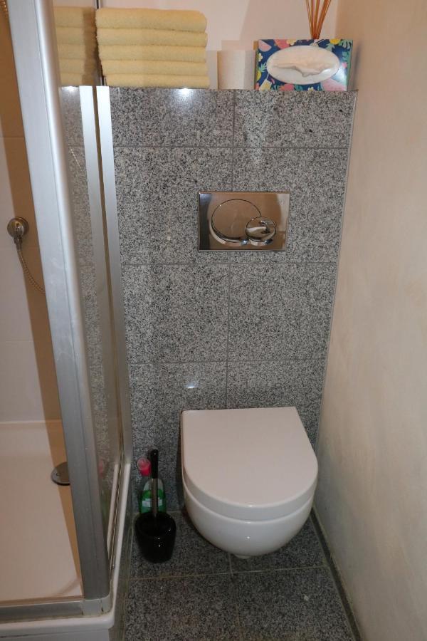 Apartment 1 Коршенброх Екстериор снимка